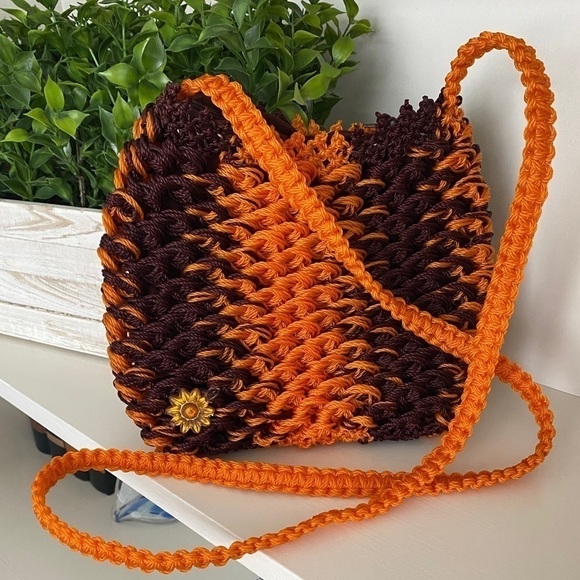 Handmade Crocheted Purse Handbag Brown/Orange with One Floral Piece Attached Vtg - Picture 1 of 11